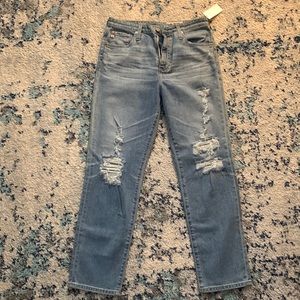 Women’s ripped mom jeans